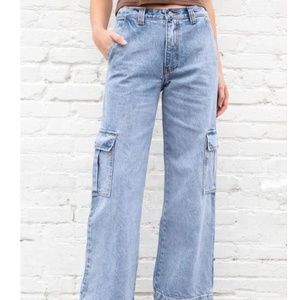 Brandy Melville Tatum Light Wash Cargo Jeans